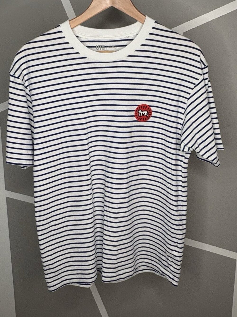 Uniqlo x Keith Haring Pop Art Striped T-Shirt Men’s Small White Blue Baby
